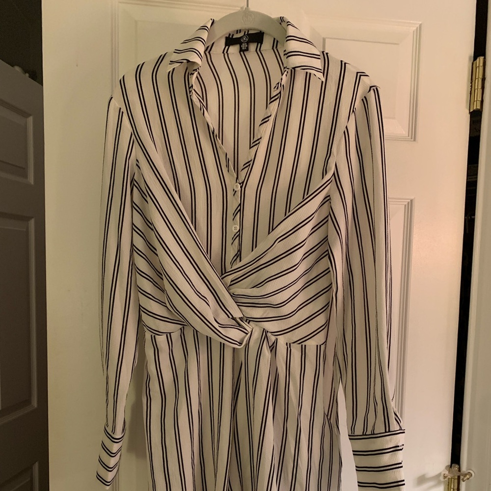 MISSGUIDED Button-Up Shirt Dress